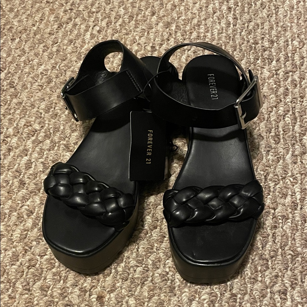 🩷 3 for $25 Forever 21 Black Platform Braided Sandals